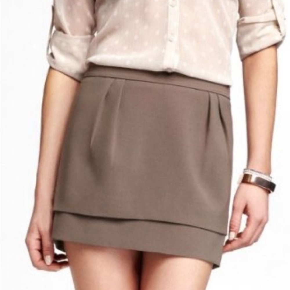 NWT Express Essential Double Layered Mini Skirt - Khaki  Color - Women’s Size 8